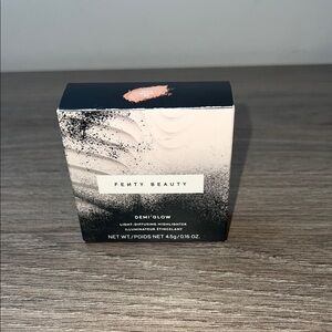 Fenty Beauty Demi Glow Highlighter in Tutu Much